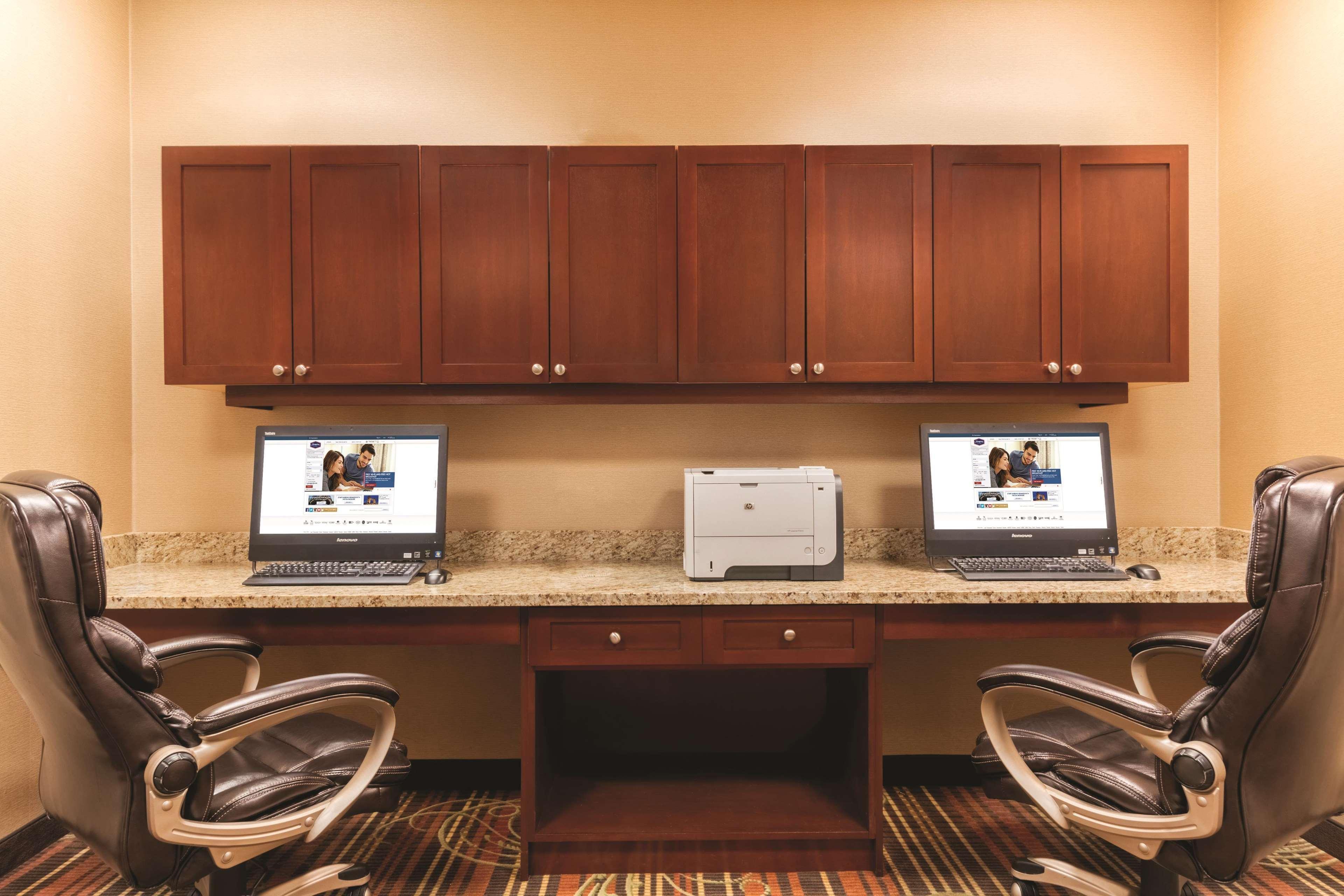 Hampton Inn By Hilton Edmonton South Екстериор снимка