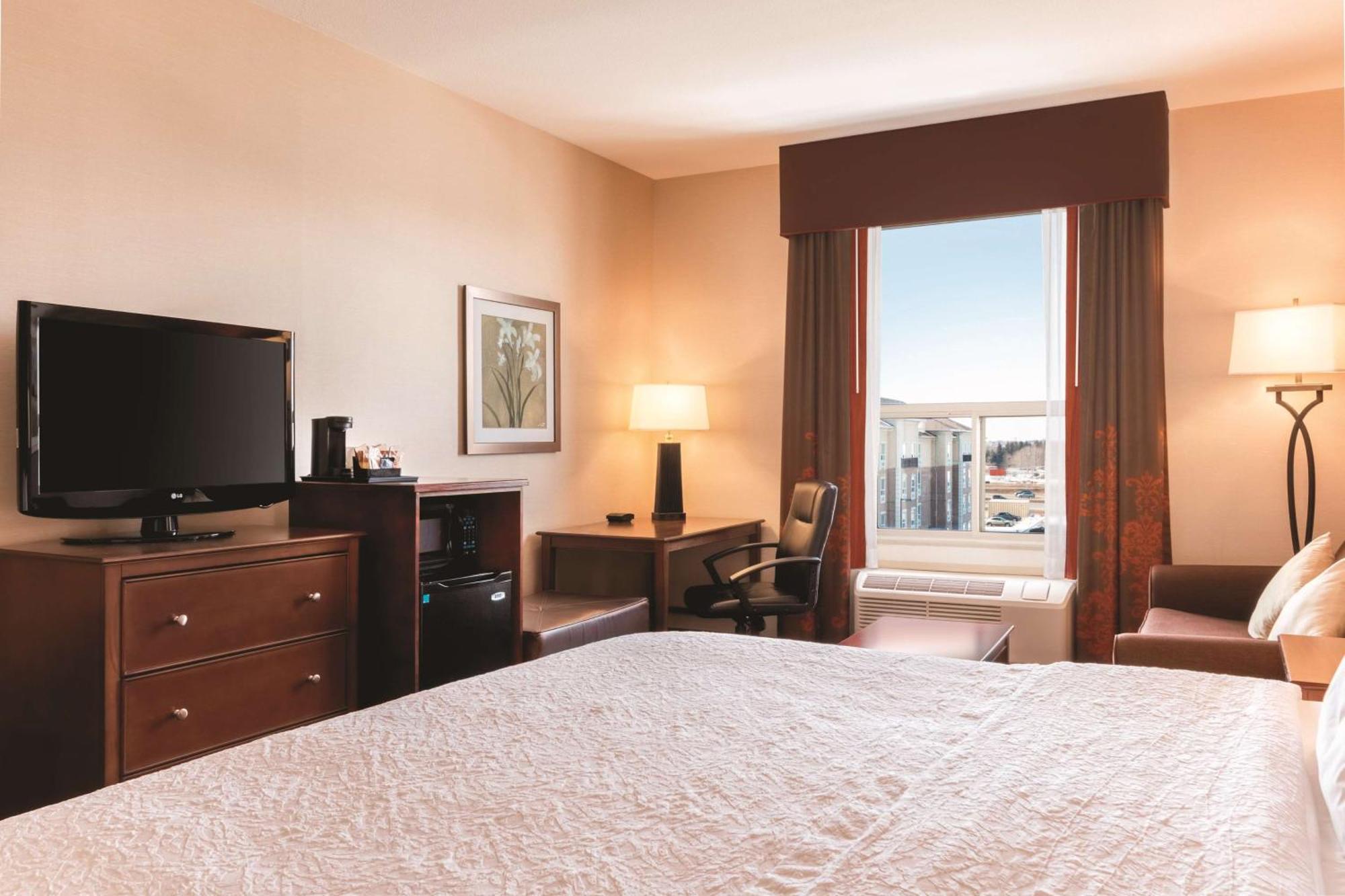 Hampton Inn By Hilton Edmonton South Екстериор снимка